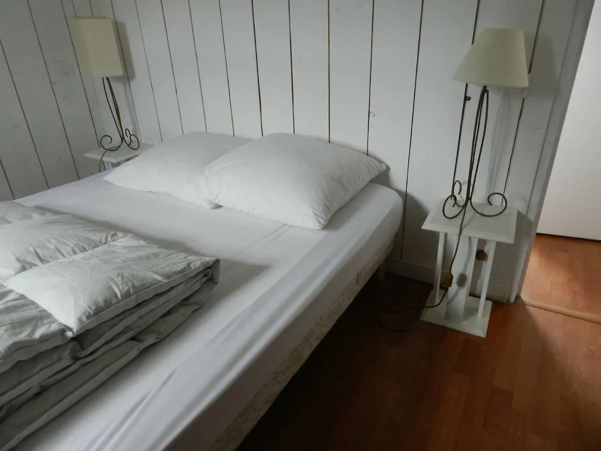 Дом отдыха Maison Bleue Hoedic